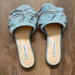 Steve Madden Blue sandles with Twisted Detail